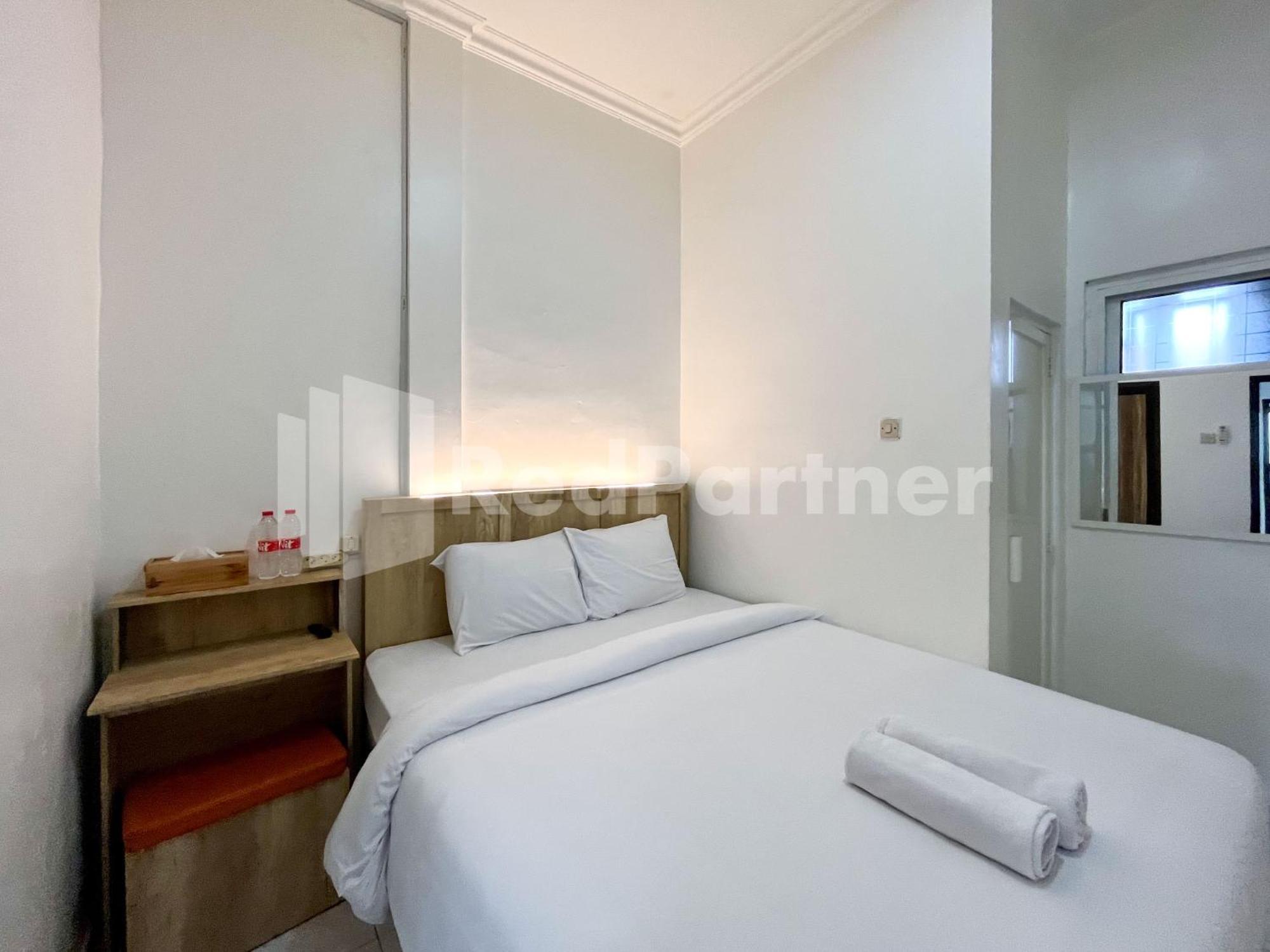 D Palma Near Lokananta Manahan Mitra Reddoorz Surakarta  Экстерьер фото